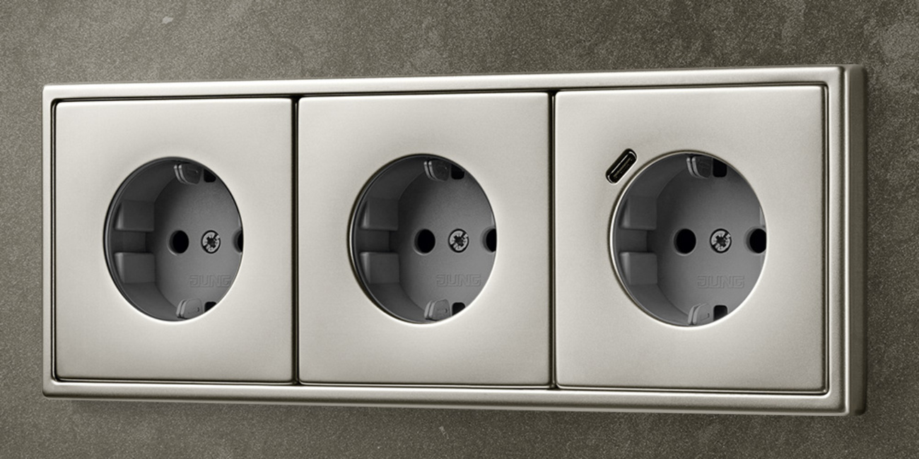 SCHUKO® Steckdosen mit USB bei Lobmeier Elektrotechnik GmbH in Hepberg