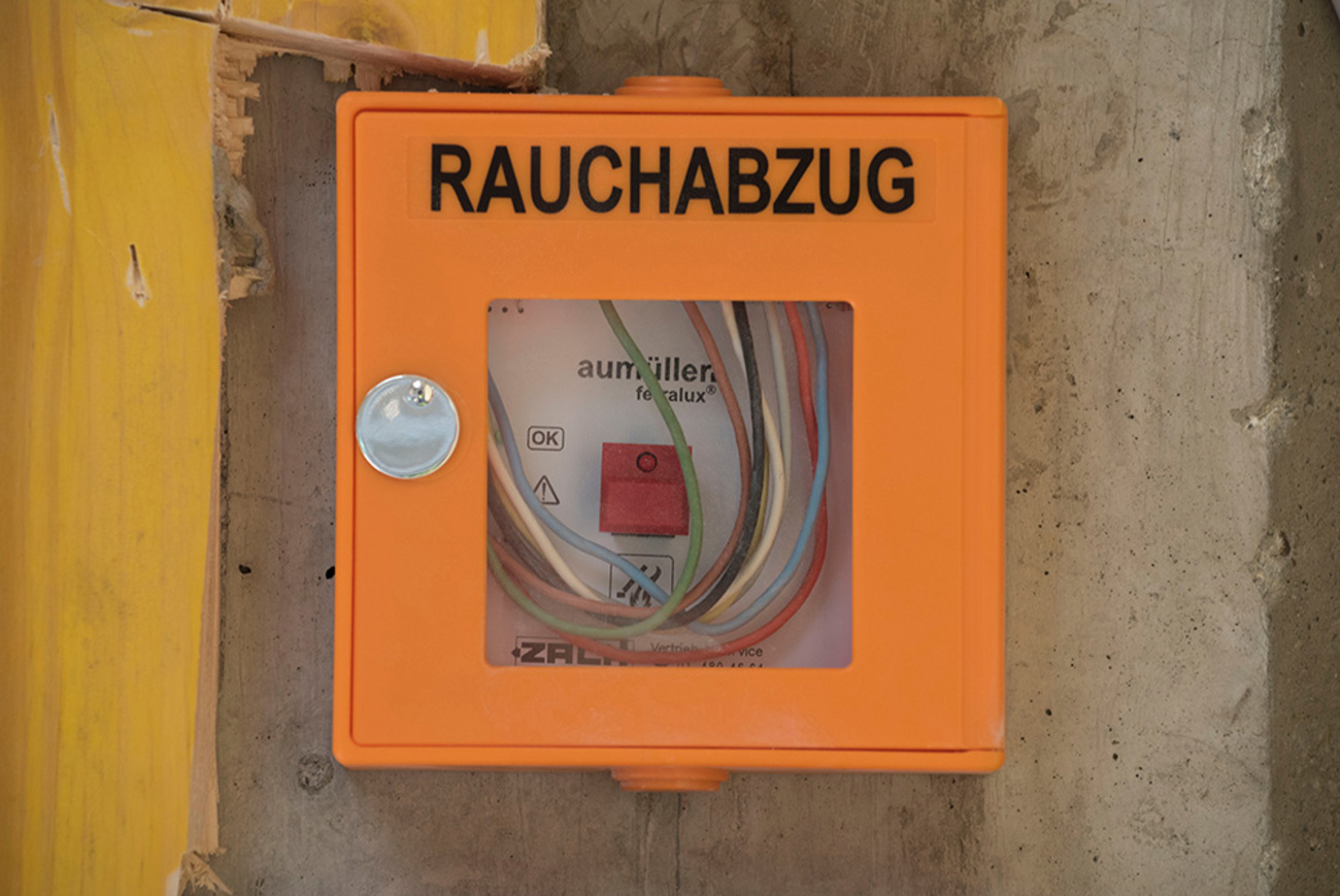 Rauchwärme­abzug bei Lobmeier Elektrotechnik GmbH in Hepberg