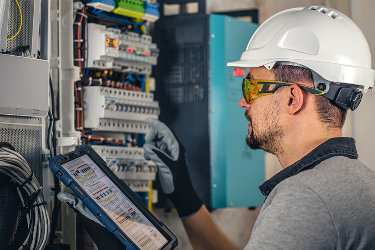 Industrie und Gewerbe bei Lobmeier Elektrotechnik GmbH in Hepberg