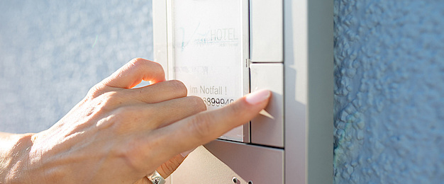 Sprech­anlagen bei Lobmeier Elektrotechnik GmbH in Hepberg