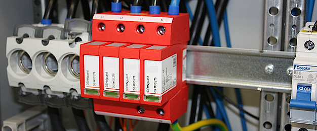Über­spannungs­schutz bei Lobmeier Elektrotechnik GmbH in Hepberg